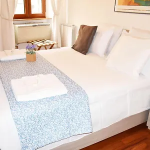 vg-via-del-corso-5-stelle-luxury-apartment.it-romehotels.com/